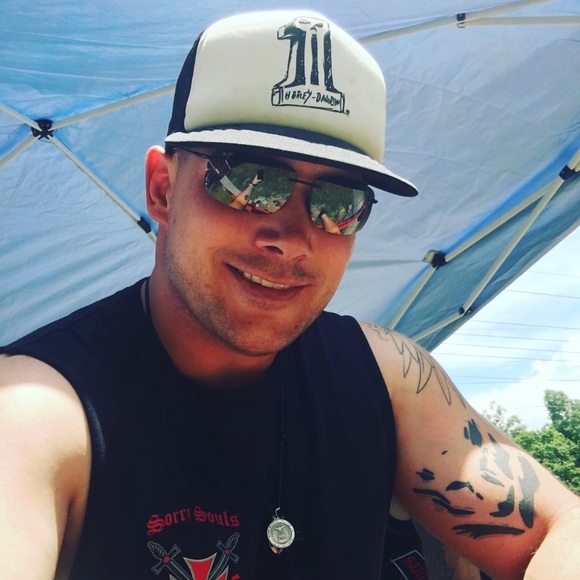 Meet your Posher, Daniel - Picture 1 of 1